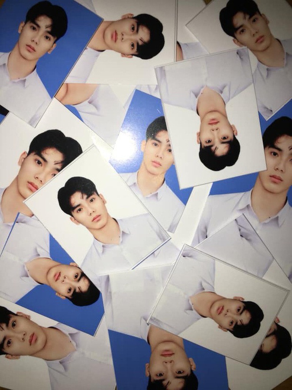 “Nam thần trường học” lại gây sốt với ảnh thẻ cực ấn tượng - 2 “Nam thần trường học” lại gây sốt với ảnh thẻ cực ấn tượng - 2