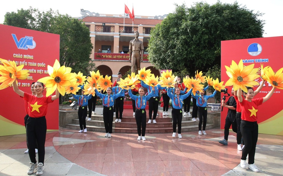 Động lực nhân đôi khi “Tôi yêu Tổ quốc tôi” đến thành phố mang tên Bác - 2 Động lực nhân đôi khi “Tôi yêu Tổ quốc tôi” đến thành phố mang tên Bác - 2