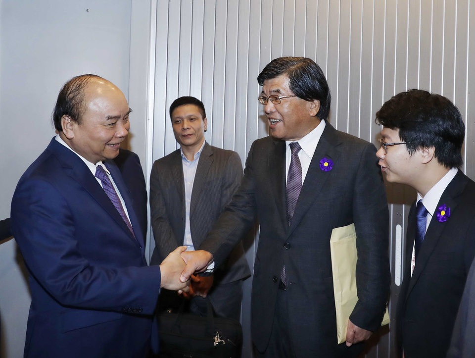 Thủ tướng đến Tokyo dự Lễ đăng quang của Nhà Vua Nhật Bản - 2 Thủ tướng đến Tokyo dự Lễ đăng quang của Nhà Vua Nhật Bản - 2