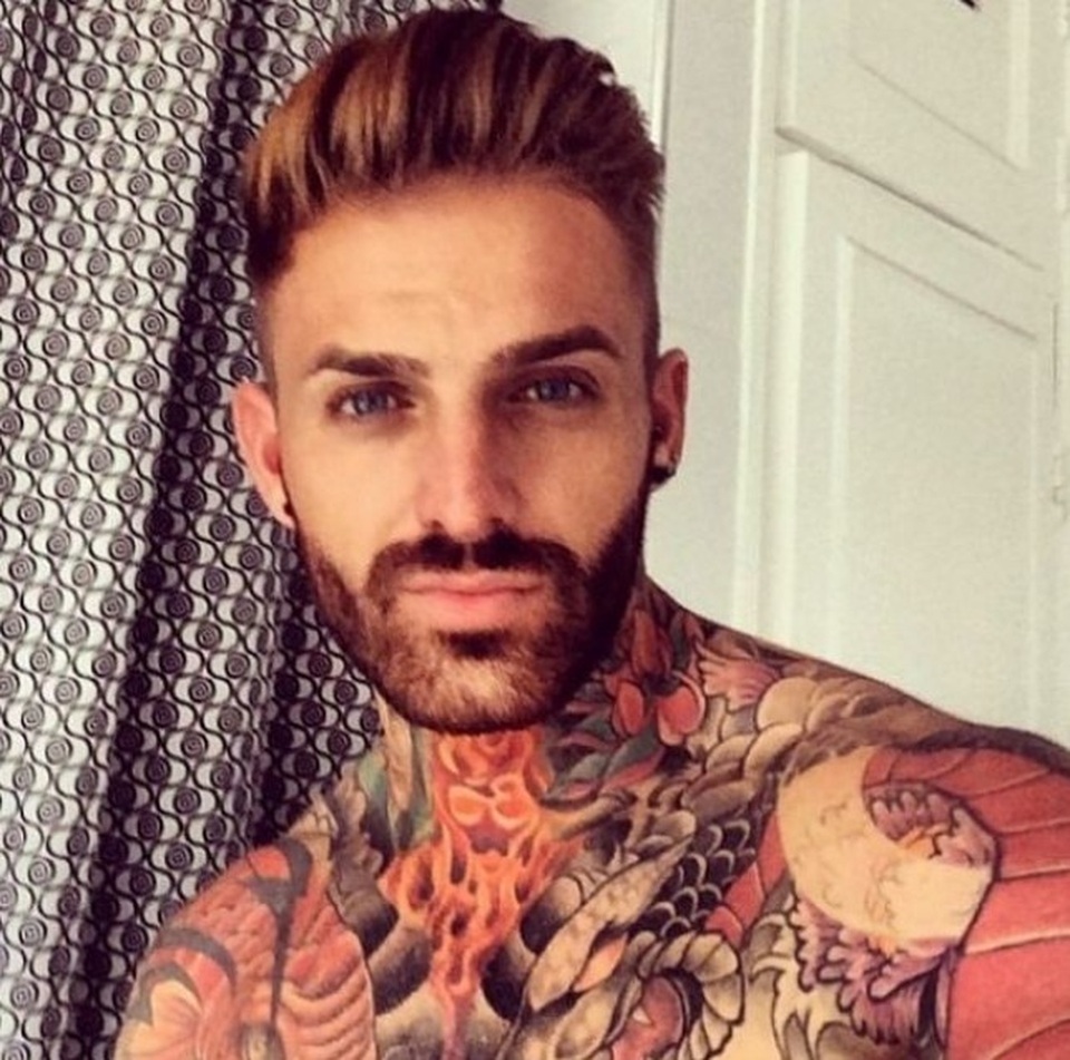 Aaron Chalmers xác nhận bạn gái cũ đã có bầu - 5 Aaron Chalmers xác nhận bạn gái cũ đã có bầu - 5