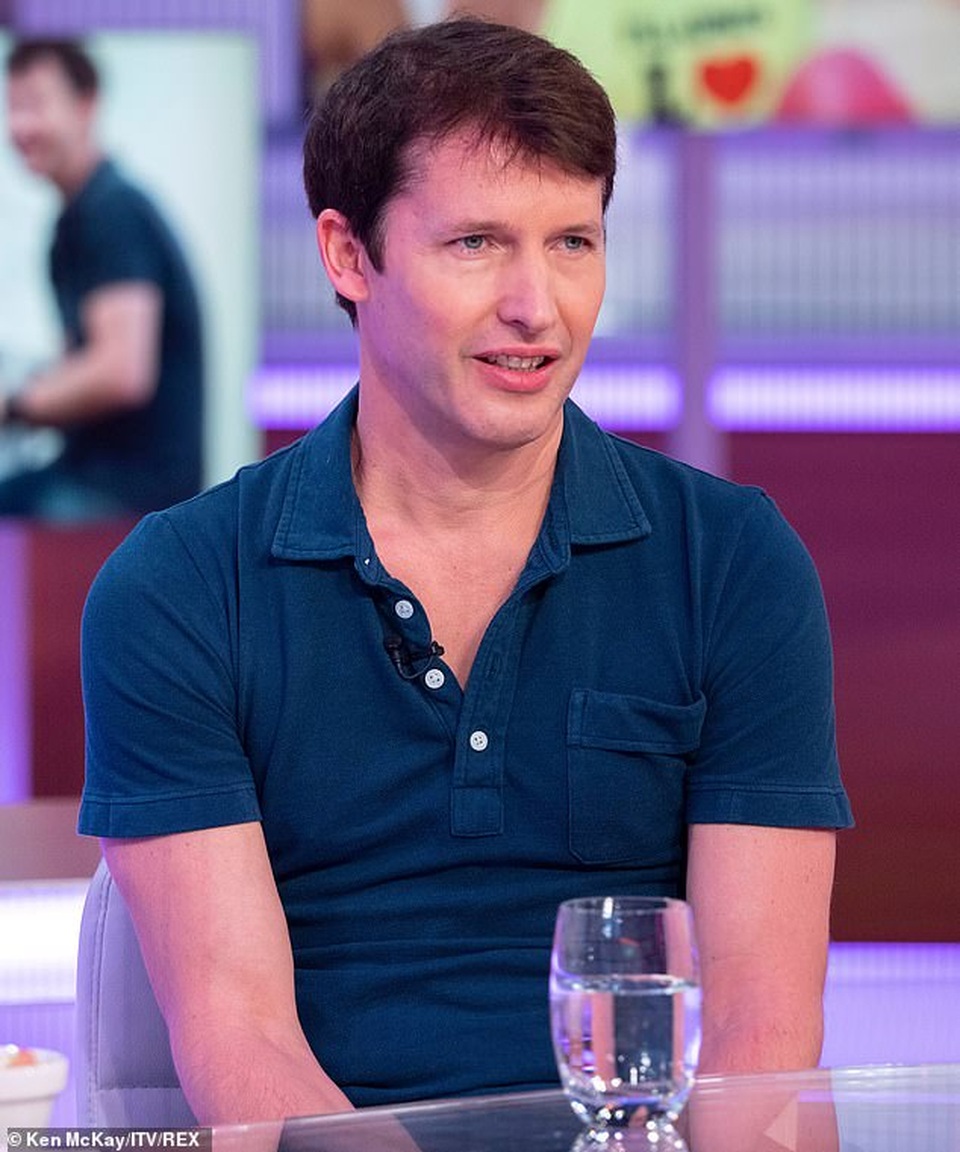 James Blunt tìm người hiến thận cho bố - 1 James Blunt tìm người hiến thận cho bố - 1
