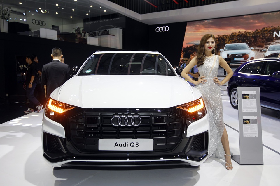 Audi ra mắt Q8 mới, khởi điểm từ 4,5 tỉ đồng - 6 Audi ra mắt Q8 mới, khởi điểm từ 4,5 tỉ đồng - 6