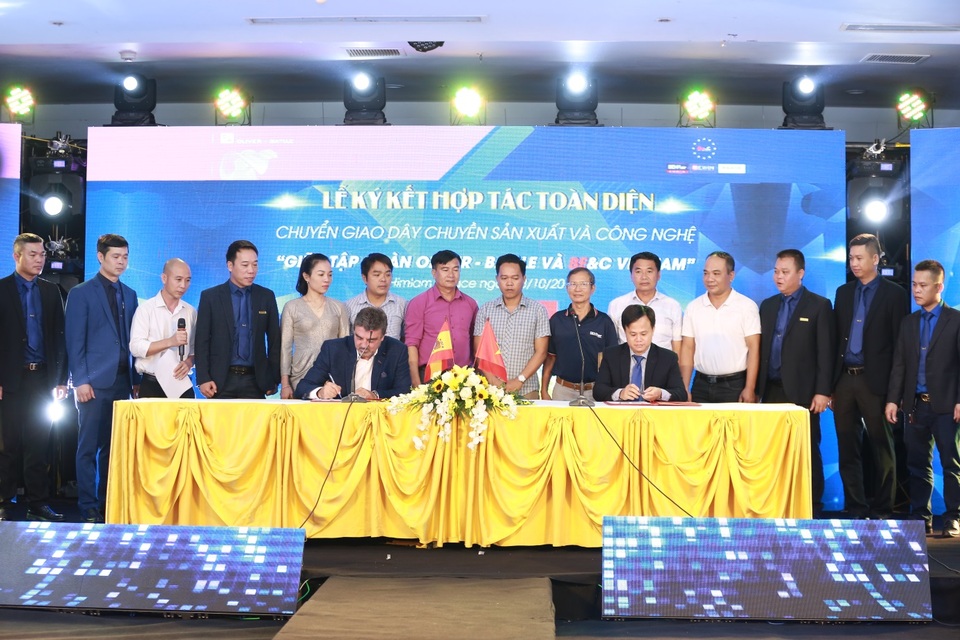 Công ty BewinCoating Việt Nam ký kết hợp tác toàn diện với Tập đoàn OLIVER+BATLLE - 1 Công ty BewinCoating Việt Nam ký kết hợp tác toàn diện với Tập đoàn OLIVER+BATLLE - 1