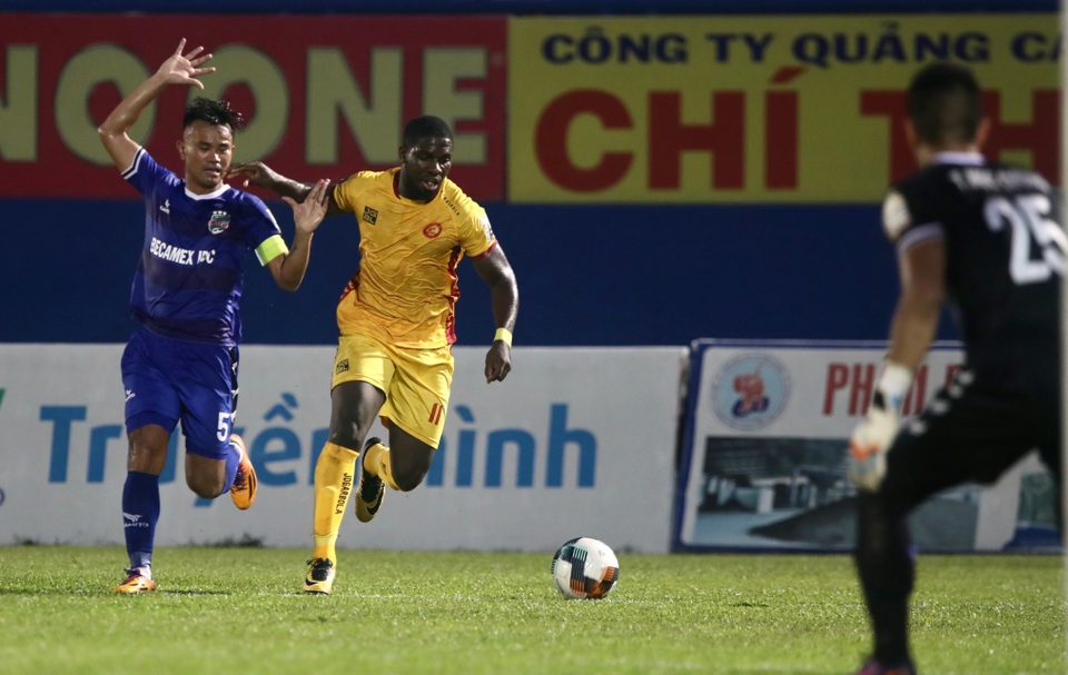 Khánh Hoà xuống hạng, Thanh Hoá đá vé vớt để trụ lại V-League - 7 Khánh Hoà xuống hạng, Thanh Hoá đá vé vớt để trụ lại V-League - 7