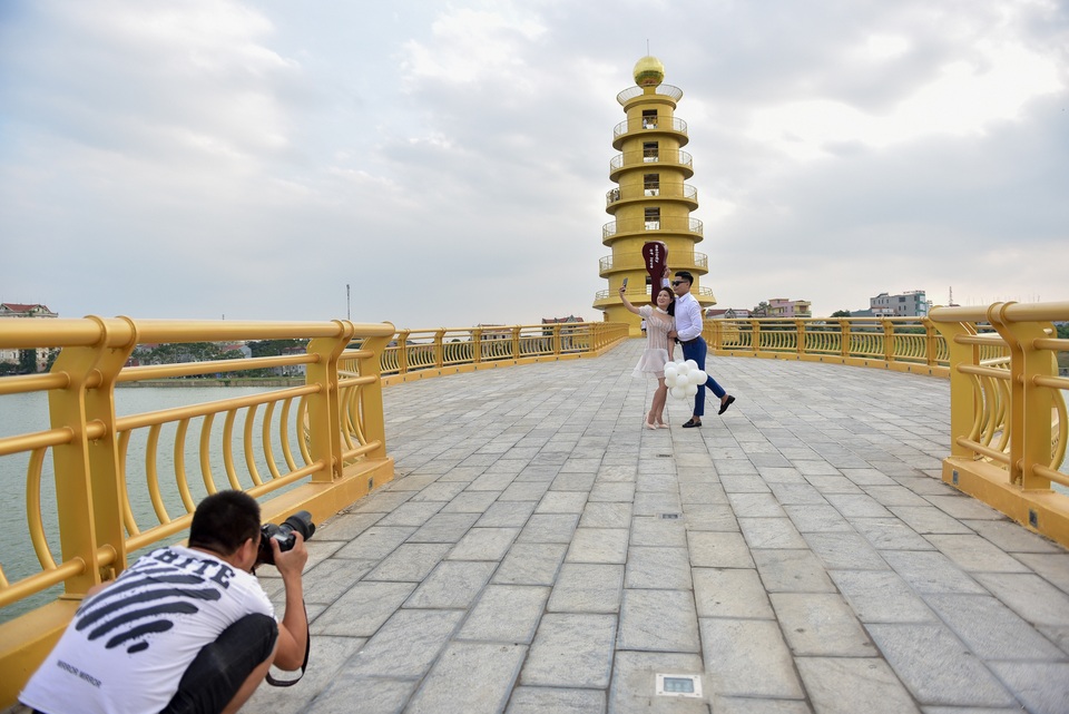 Toàn cảnh cây cầu đi bộ với kiến trúc tháp 7 tầng độc nhất vô nhị tại Phú Thọ - 9