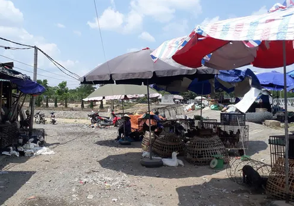 Vụ nữ sinh giao gà bị sát hại: Xuất phát từ món nợ 300 triệu của người mẹ? - 3 Vụ nữ sinh giao gà bị sát hại: Xuất phát từ món nợ 300 triệu của người mẹ? - 3
