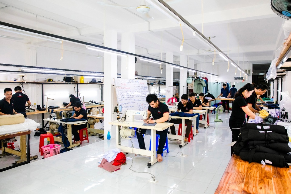 Mon Amie thương hiệu Veston dành cho quý ông Việt - 2 Mon Amie thương hiệu Veston dành cho quý ông Việt - 2