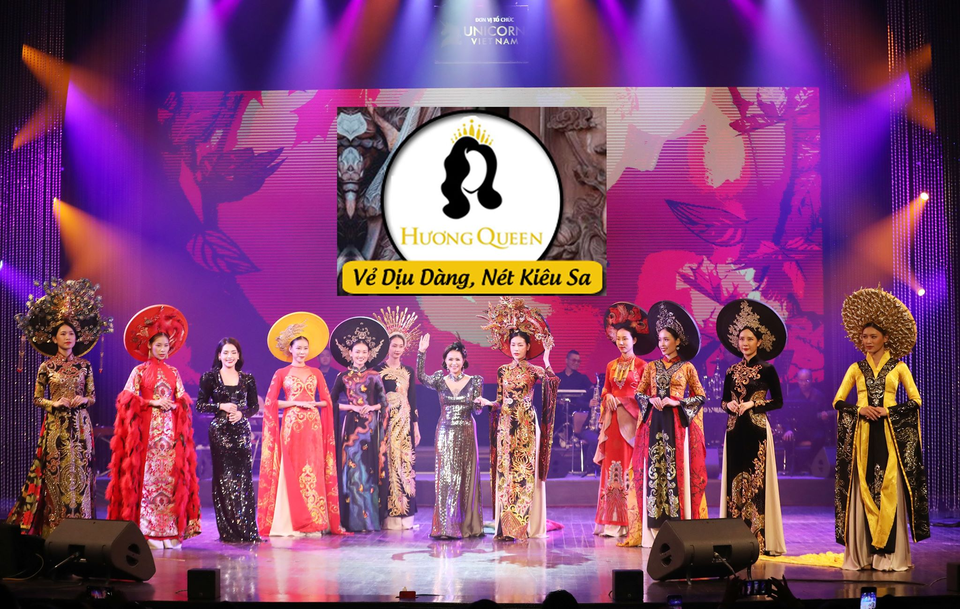Bùi Thanh Hương giới thiệu BST áo dài mới trong liveshow “Tình mẫu tử 2” - 8 Bùi Thanh Hương giới thiệu BST áo dài mới trong liveshow “Tình mẫu tử 2” - 8