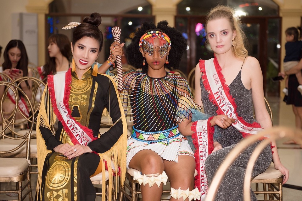 Dương Yến Nhung giành giải Á hậu 2 phần thi Tài năng tại Miss Tourism Queen Worldwide 2019 - 2 Dương Yến Nhung giành giải Á hậu 2 phần thi Tài năng tại Miss Tourism Queen Worldwide 2019 - 2