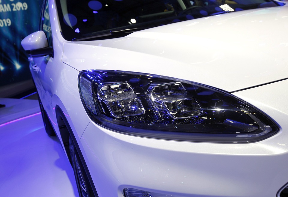 Sự xuất hiện bí hiểm của Ford Escape tại Triển lãm ôtô Việt Nam 2019 - 5 Sự xuất hiện bí hiểm của Ford Escape tại Triển lãm ôtô Việt Nam 2019 - 5