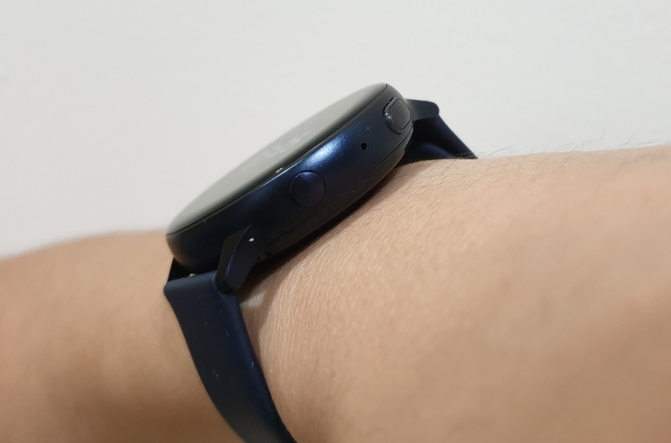 Đánh giá Samsung Galaxy Watch Active 2 - 2