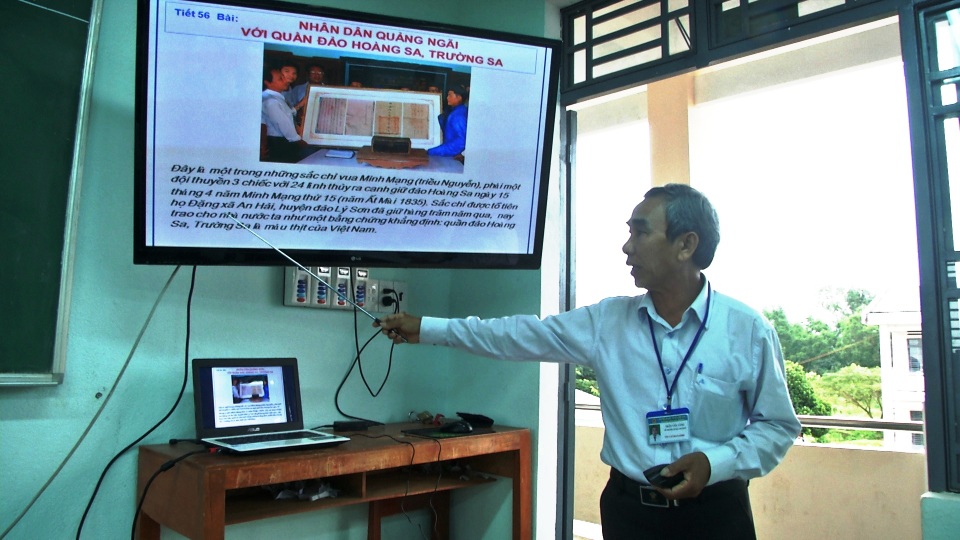 Người thầy tâm huyết với giáo dục chủ quyền biển đảo - 2 Người thầy tâm huyết với giáo dục chủ quyền biển đảo - 2