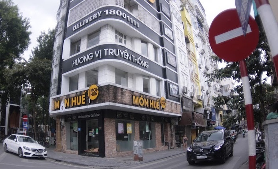 Bất ngờ: Chủ đầu tư đuổi khách hàng khỏi nhà vì kích động trên mạng xã hội - 4 Bất ngờ: Chủ đầu tư đuổi khách hàng khỏi nhà vì kích động trên mạng xã hội - 4