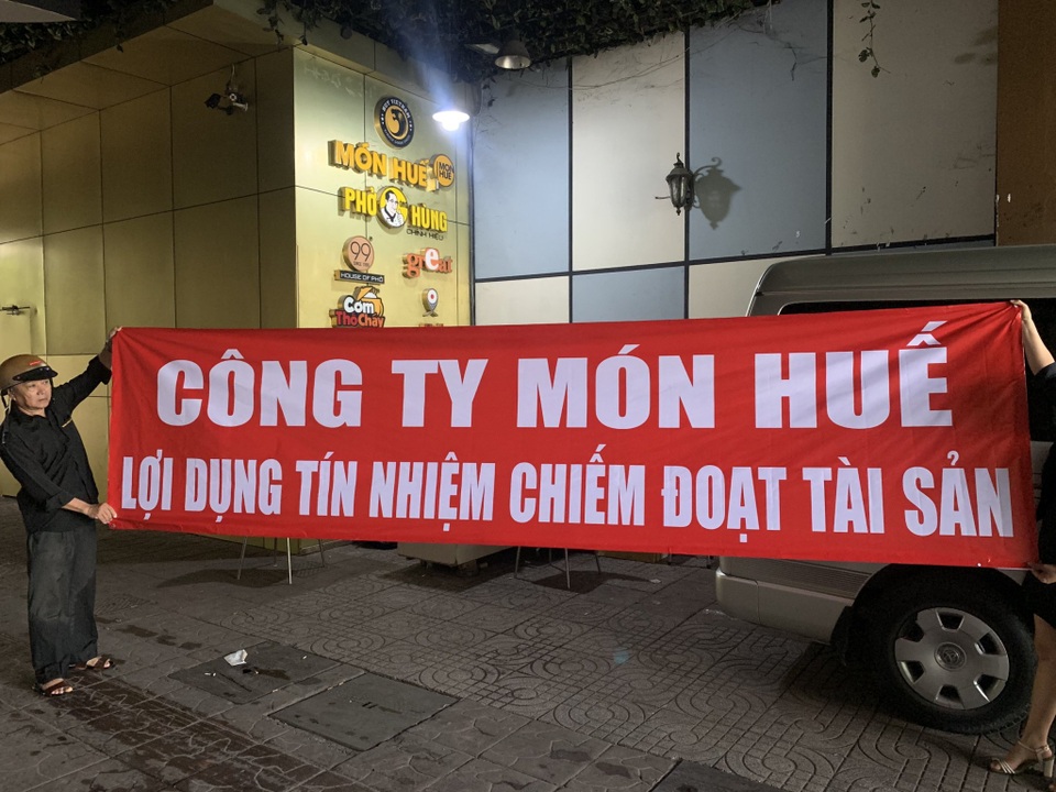 Món Huế thời hoàng kim ngày kiếm 25 triệu đồng, thời mạt mong một phần mười cũng khó khăn - 2 Món Huế thời hoàng kim ngày kiếm 25 triệu đồng, thời mạt mong một phần mười cũng khó khăn - 2