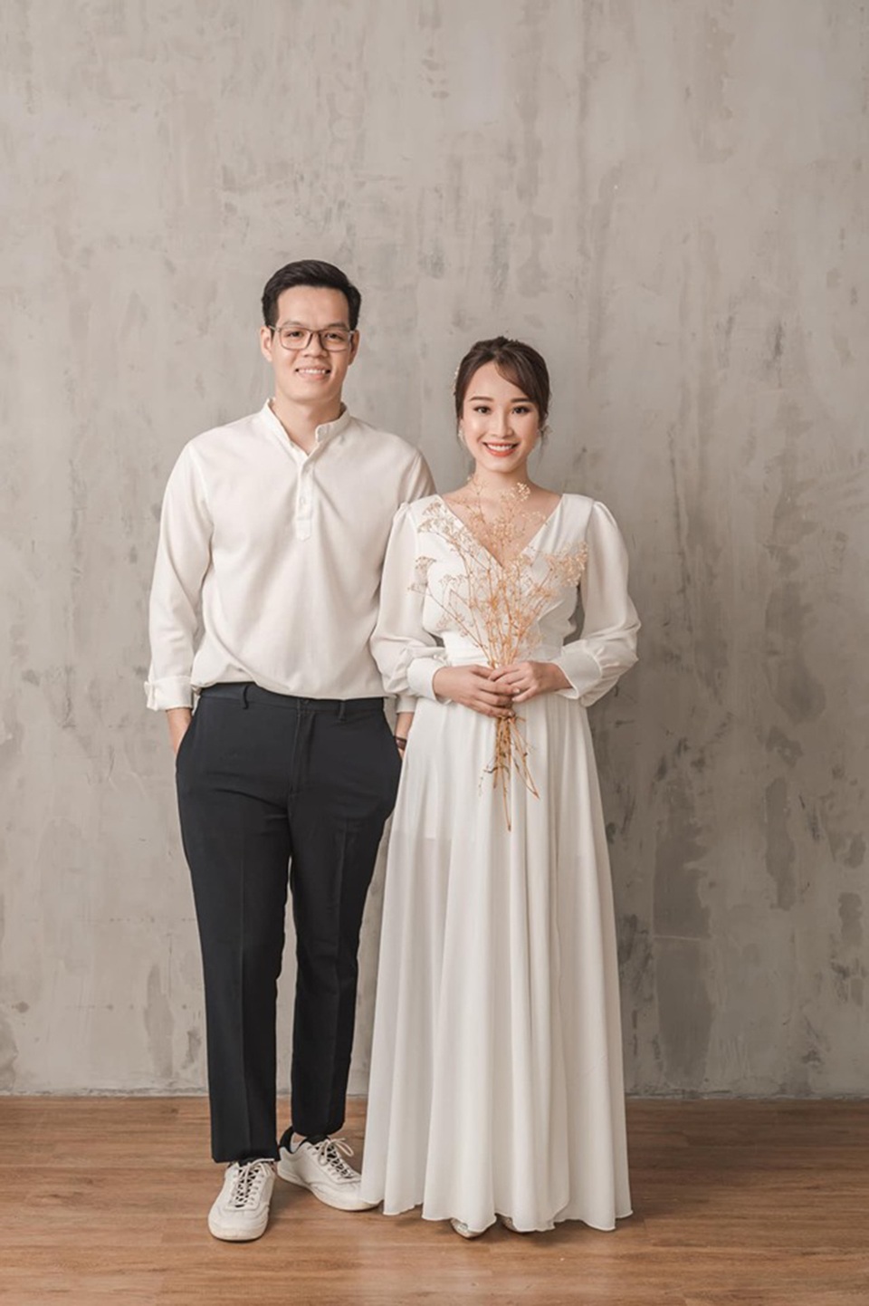 Chuyện tình của cựu hoa khôi sinh viên với “chàng trai bên cạnh năm 17 tuổi” - 4