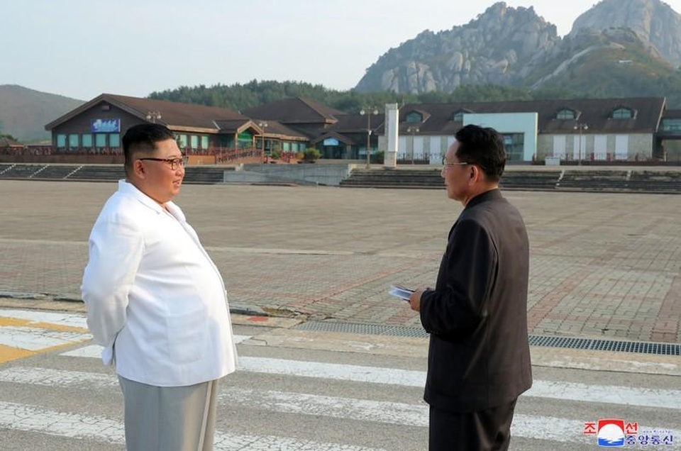 Ông Kim Jong-un thị sát khu nghỉ dưỡng, chỉ trích sự phụ thuộc vào nước ngoài - 1 Ông Kim Jong-un thị sát khu nghỉ dưỡng, chỉ trích sự phụ thuộc vào nước ngoài - 1