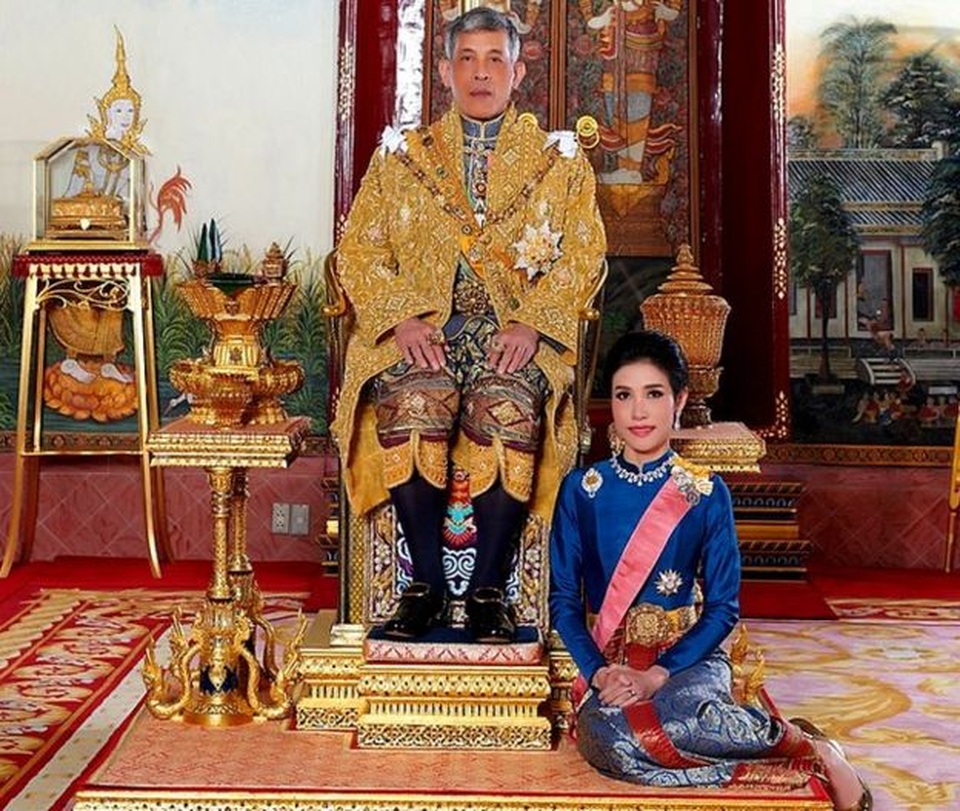 Hoàng quý phi Thái Lan sẽ ra sao sau khi bị thất sủng - 1 Hoàng quý phi Thái Lan sẽ ra sao sau khi bị thất sủng - 1