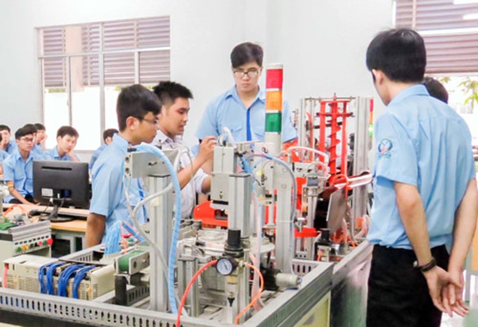 Tự chủ đại học: Có nên mở ngành ồ ạt? - 2 Tự chủ đại học: Có nên mở ngành ồ ạt? - 2