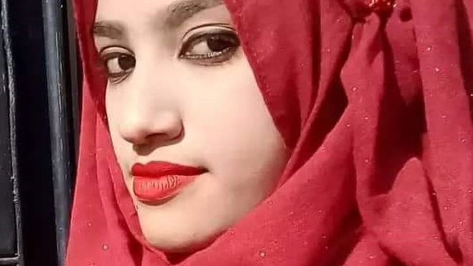 16 người lĩnh án tử hình vì thiêu chết nữ sinh Bangladesh - 1 16 người lĩnh án tử hình vì thiêu chết nữ sinh Bangladesh - 1