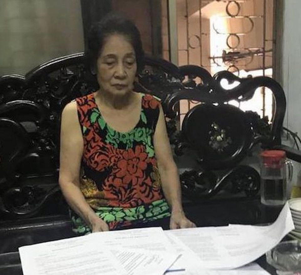 Cụ bà 76 tuổi “cạn nước mắt” xin cấp sổ đỏ giữa thủ đô: Lộ diện văn bản lạ kỳ! - 6