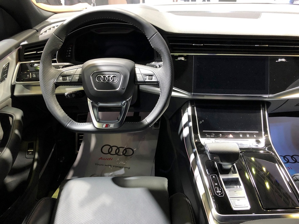 Audi ra mắt Q8 mới, khởi điểm từ 4,5 tỉ đồng - 11 Audi ra mắt Q8 mới, khởi điểm từ 4,5 tỉ đồng - 11