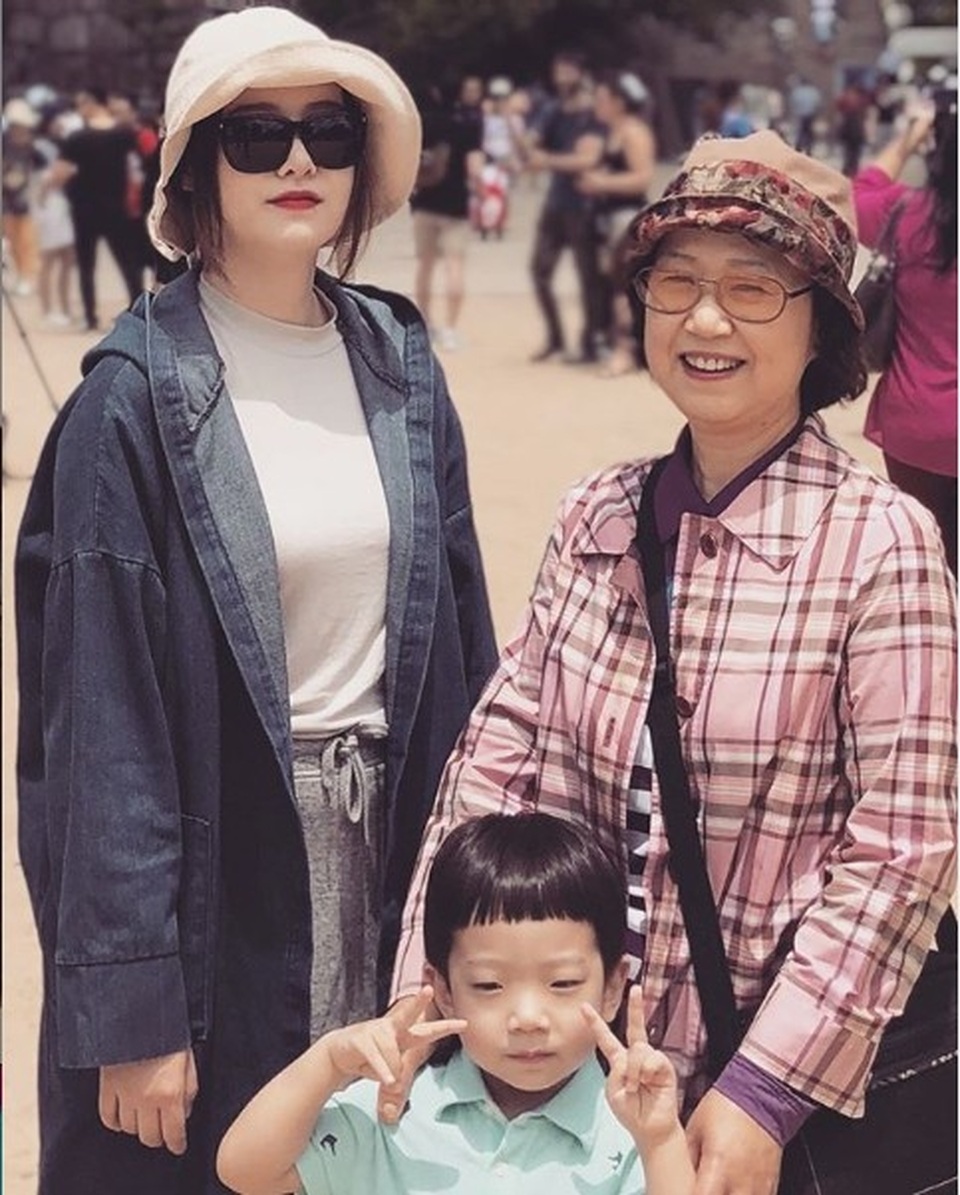 Xót xa nghe Goo Hye Sun tiết lộ lý do trì hoãn ly hôn - 2 Xót xa nghe Goo Hye Sun tiết lộ lý do trì hoãn ly hôn - 2