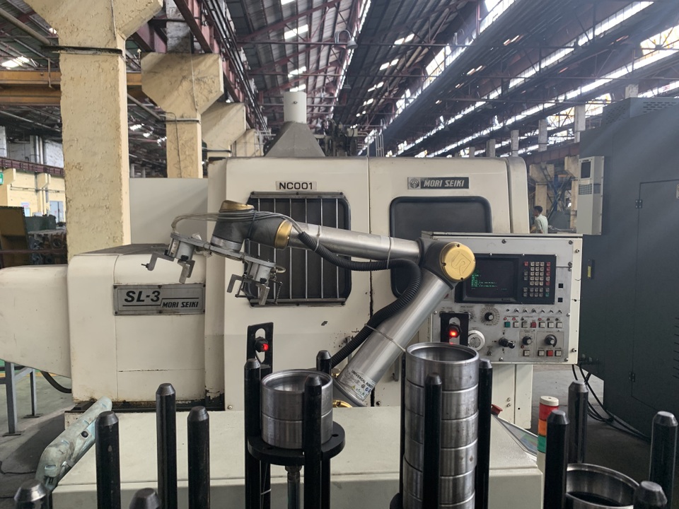 Robot cộng tác ưu việt hơn Robot truyền thống trong các nhà máy như thế nào? - 2 Robot cộng tác ưu việt hơn Robot truyền thống trong các nhà máy như thế nào? - 2