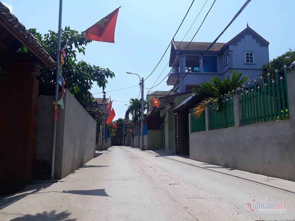 Người đàn ông Hà Nội hiến đất hàng trăm triệu xây đường - 4 Người đàn ông Hà Nội hiến đất hàng trăm triệu xây đường - 4