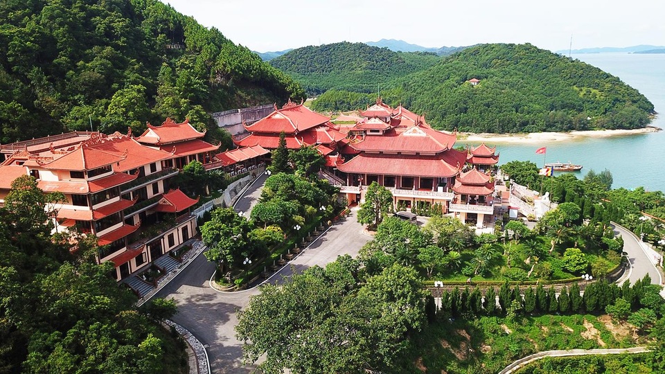 Vé máy bay Đà Nẵng – Vân Đồn giá chỉ từ 199.000 đồng - 4 Vé máy bay Đà Nẵng – Vân Đồn giá chỉ từ 199.000 đồng - 4