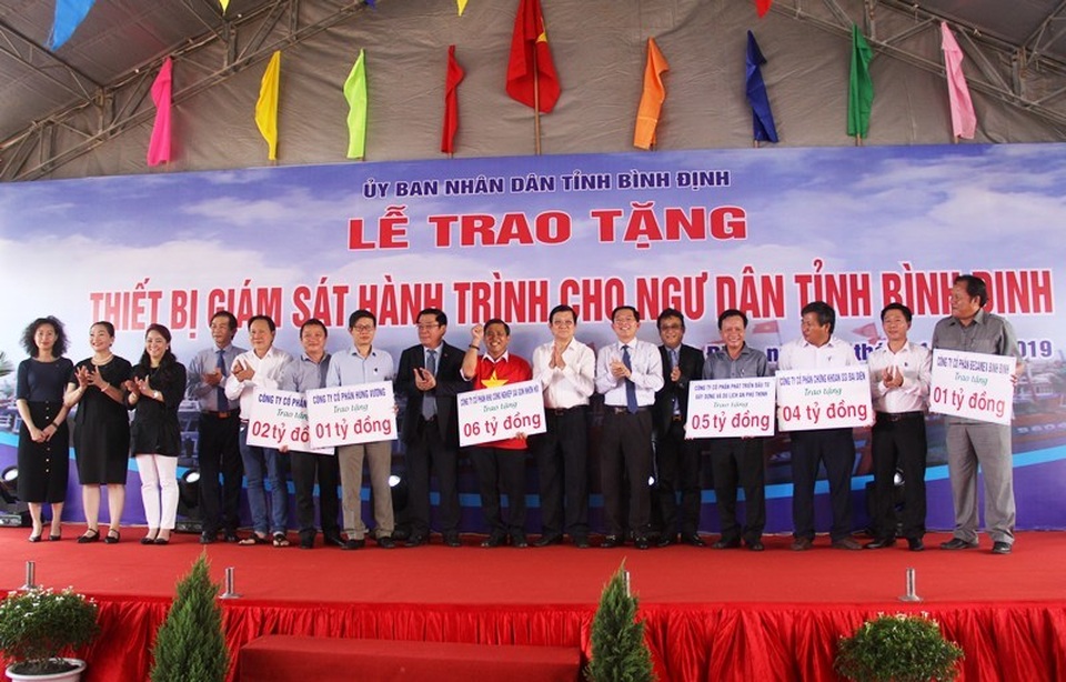 Nguyên Chủ tịch nước Trương Tấn Sang kêu gọi chi viện giúp ngư dân Bình Định gỡ “thẻ vàng” - 5 Nguyên Chủ tịch nước Trương Tấn Sang kêu gọi chi viện giúp ngư dân Bình Định gỡ “thẻ vàng” - 5