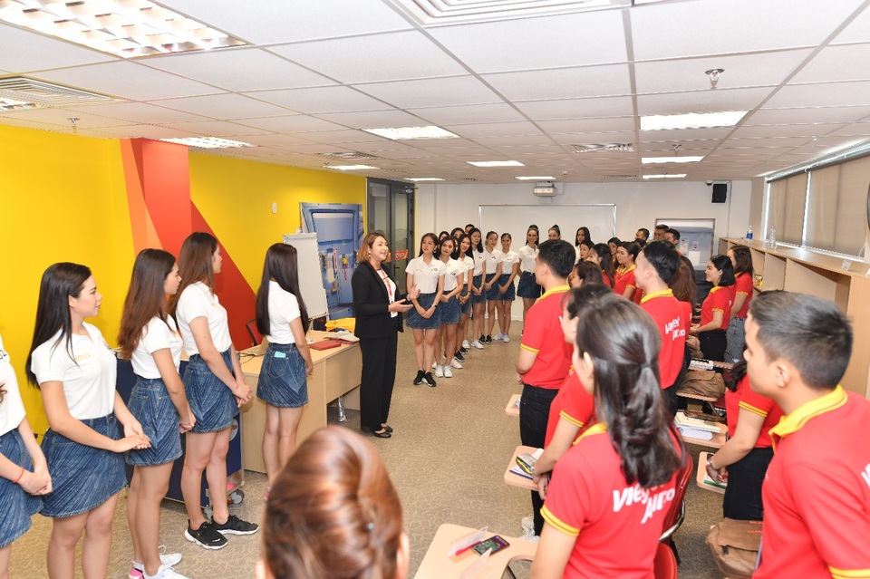 Tìm hiểu cơ hội trở thành tiếp viên hàng không tại Học viện Hàng không Vietjet - 5 Tìm hiểu cơ hội trở thành tiếp viên hàng không tại Học viện Hàng không Vietjet - 5