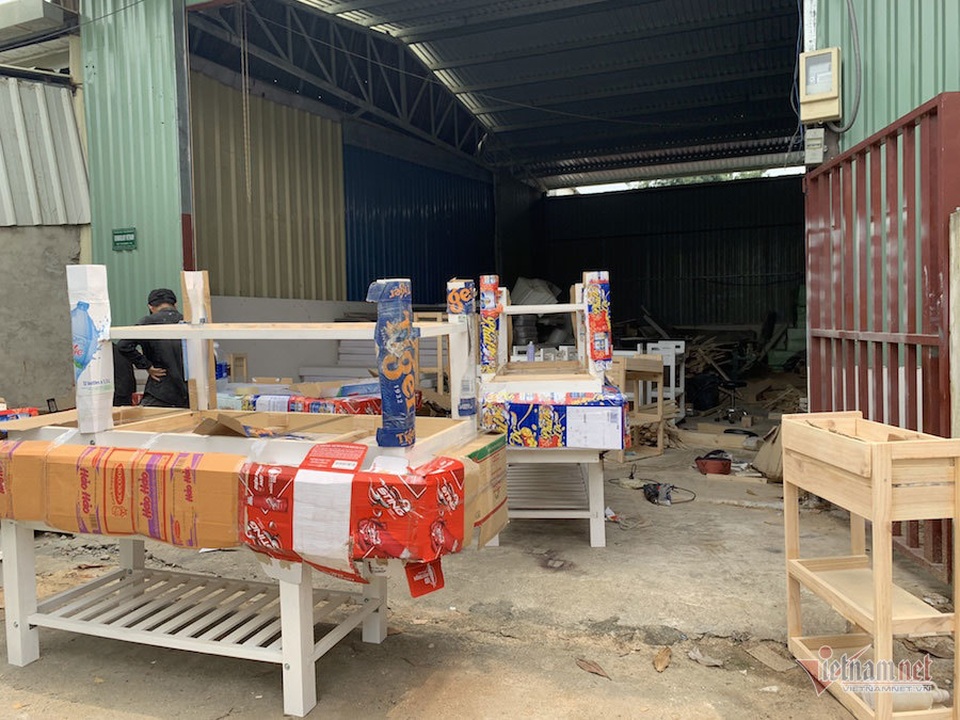 Công trình trái phép trên khu đất 5.800m2 của quan quận Thủ Đức và người thân - 9 Công trình trái phép trên khu đất 5.800m2 của quan quận Thủ Đức và người thân - 9