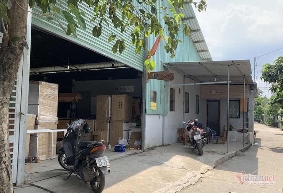 Công trình trái phép trên khu đất 5.800m2 của quan quận Thủ Đức và người thân - 3 Công trình trái phép trên khu đất 5.800m2 của quan quận Thủ Đức và người thân - 3