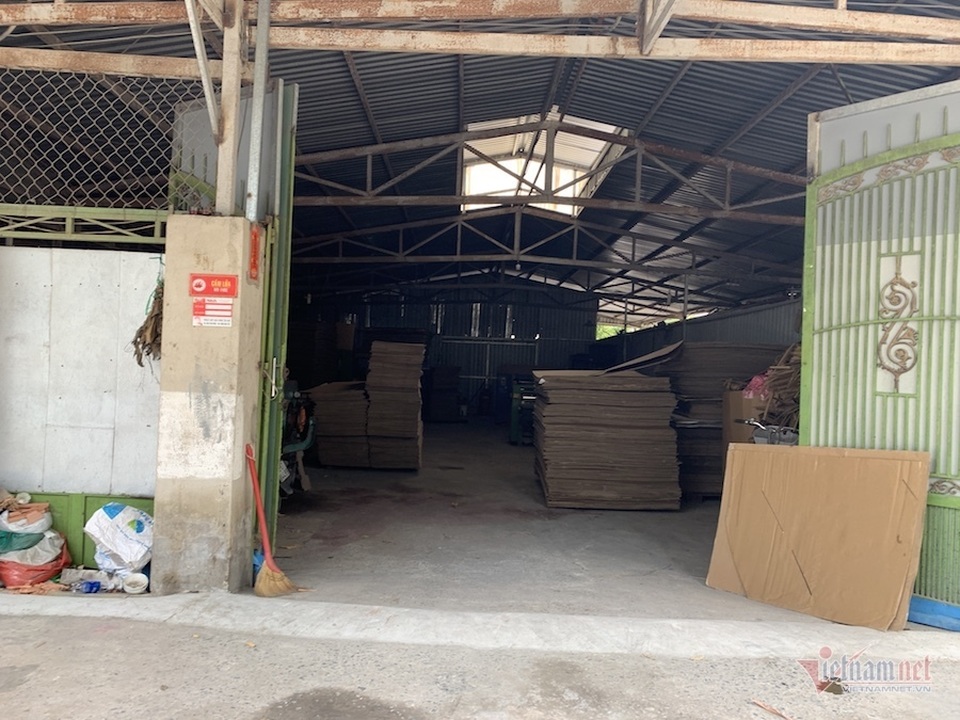 Công trình trái phép trên khu đất 5.800m2 của quan quận Thủ Đức và người thân - 4 Công trình trái phép trên khu đất 5.800m2 của quan quận Thủ Đức và người thân - 4