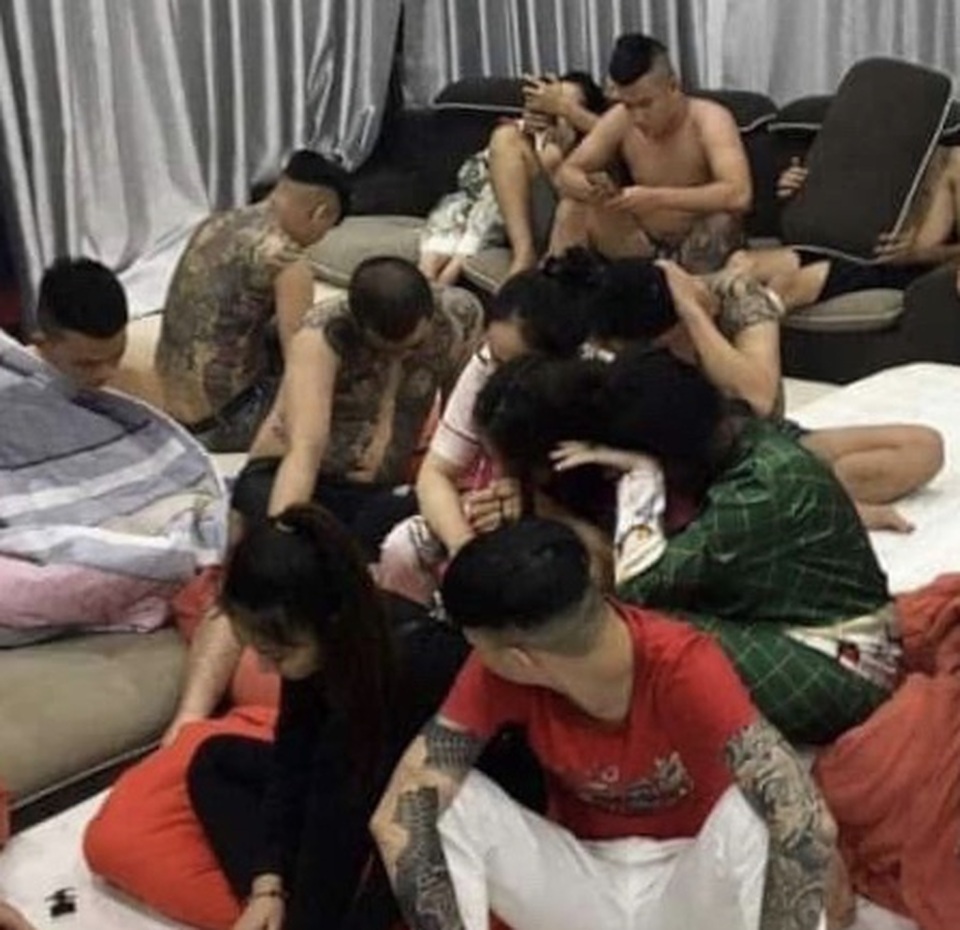 thanh niên thuê nguyên căn villa ở Đà Nẵng tổ chức tiệc sinh nhật dương tính với ma tuý thanh niên thuê nguyên căn villa ở Đà Nẵng tổ chức tiệc sinh nhật dương tính với ma tuý