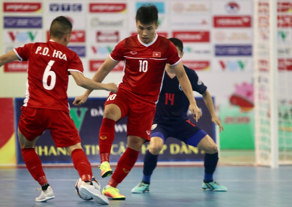 HLV Miguel Rodrigo thừa nhận Thái Lan quá mạnh so với đội tuyển futsal Việt Nam - 1 HLV Miguel Rodrigo thừa nhận Thái Lan quá mạnh so với đội tuyển futsal Việt Nam - 1