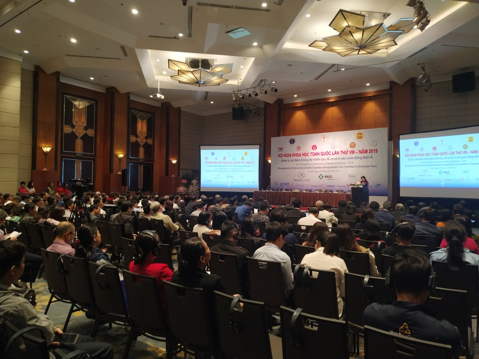 Mỗi năm Việt Nam có thêm 126.000 ca mắc mới ung thư, rối loạn tâm thần - 1