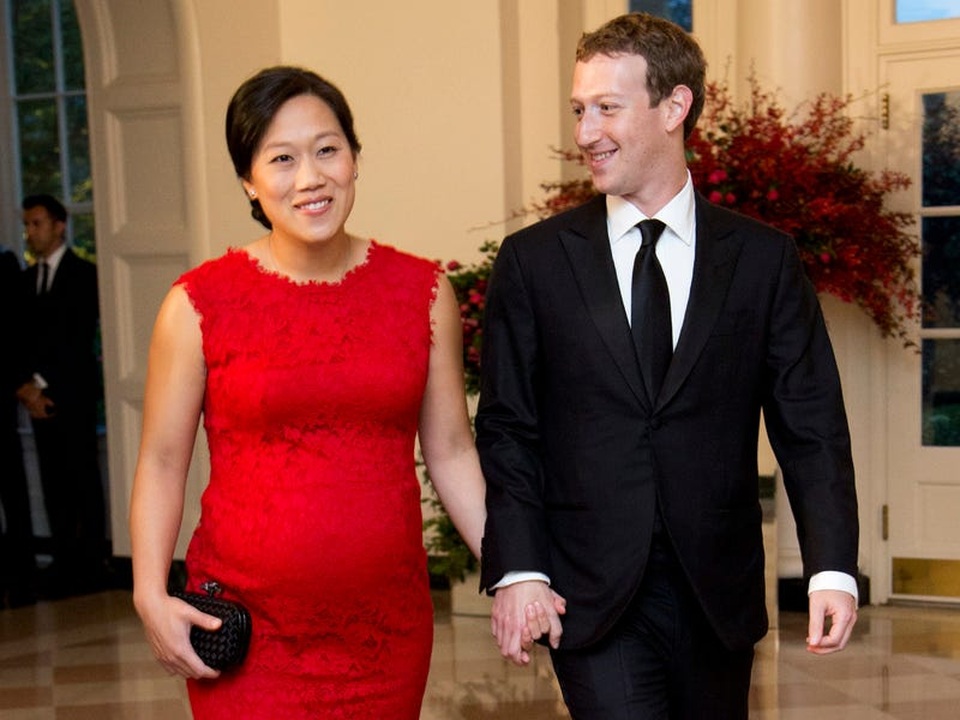 Những điều thú vị về mối tình đẹp giữa Mark Zuckerberg và vợ - 18 Những điều thú vị về mối tình đẹp giữa Mark Zuckerberg và vợ - 18