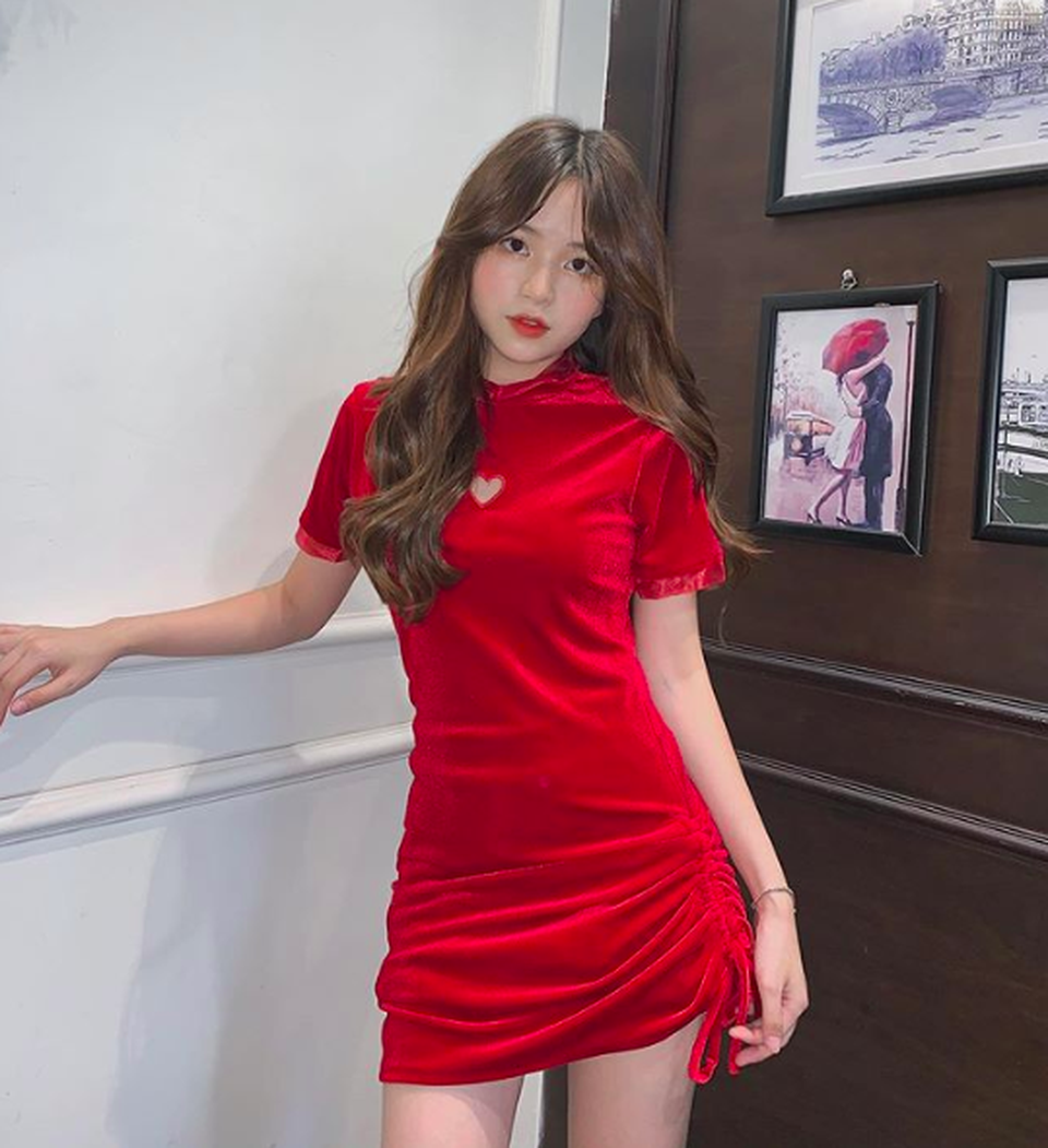 Fans xôn xao tin đồn tuyển thủ Quang Hải có bạn gái mới - 9 Fans xôn xao tin đồn tuyển thủ Quang Hải có bạn gái mới - 9