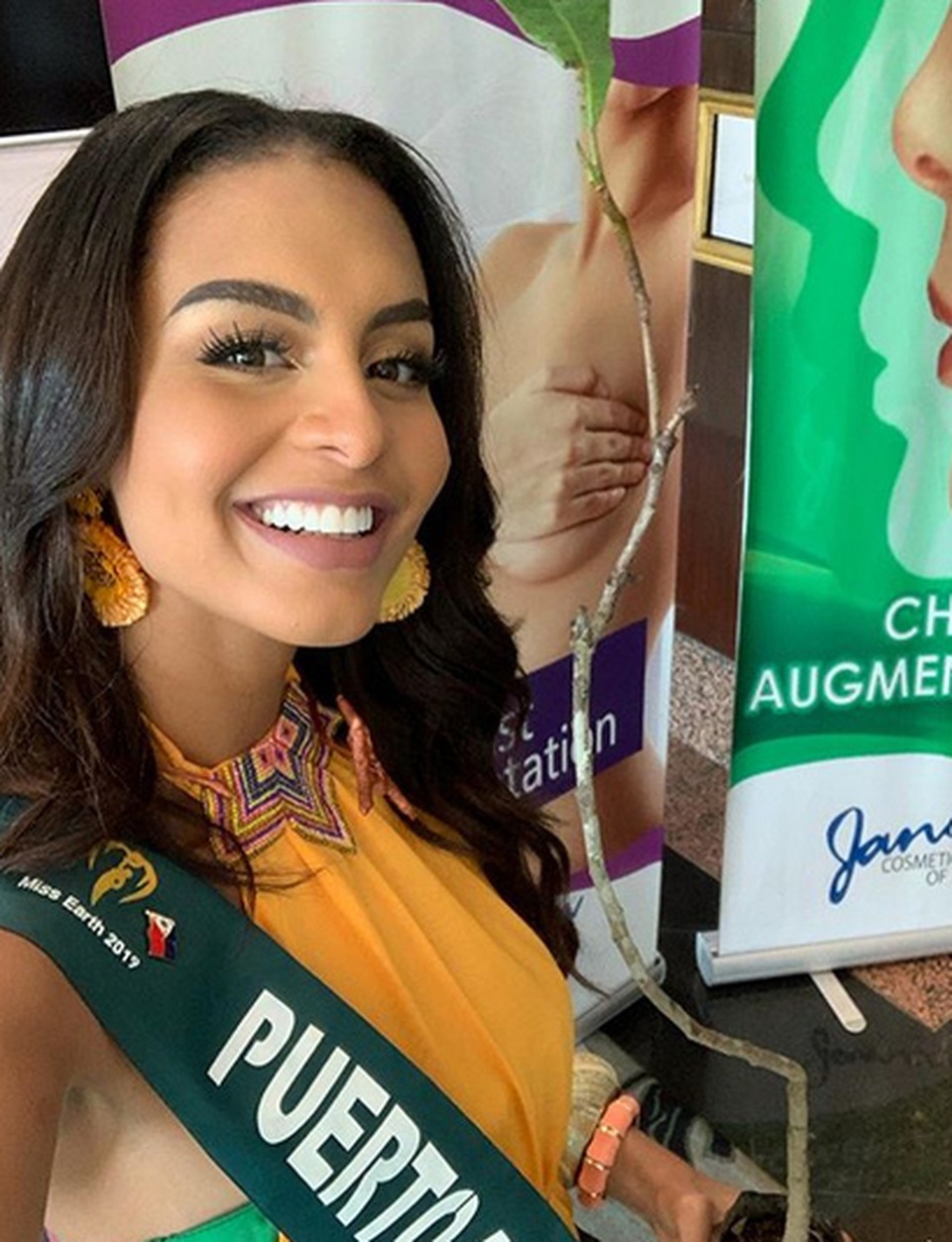 Vẻ đẹp bốc lửa của tân hoa hậu trái đất - 10