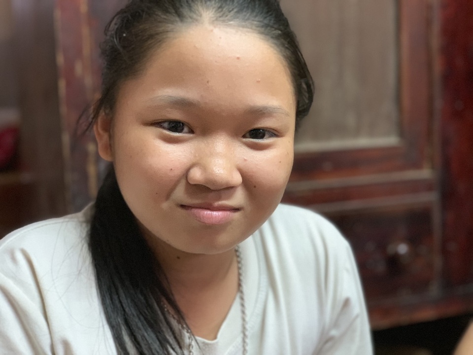 Ba chị em bé gái lớn lên trong vòng tay yêu thương của bạn đọc Dân trí - 3 Ba chị em bé gái lớn lên trong vòng tay yêu thương của bạn đọc Dân trí - 3