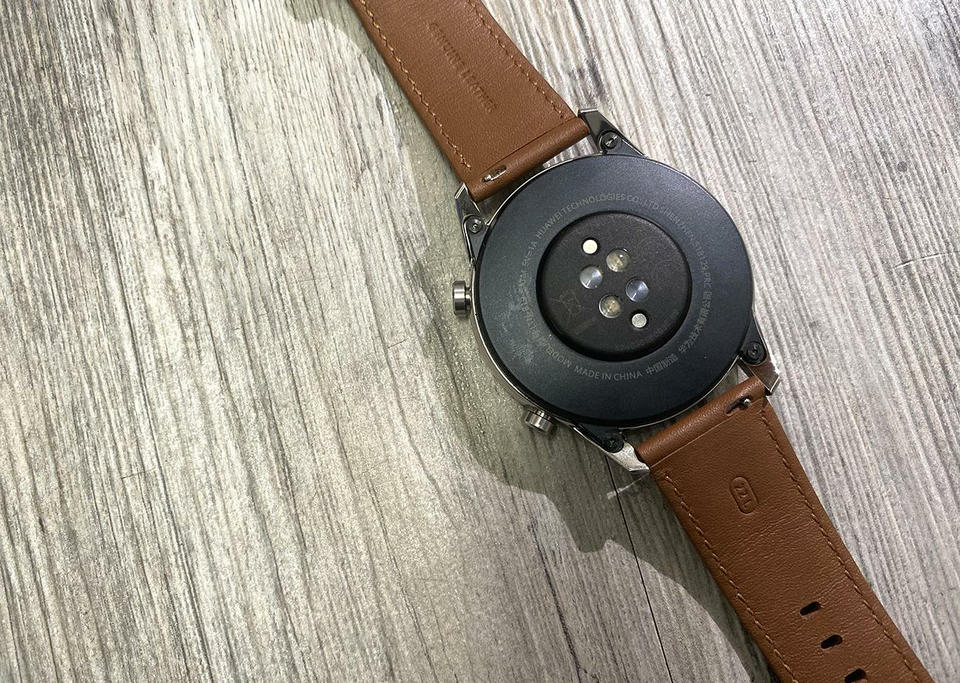 Đập hộp đồng hồ Watch GT 2 giá 6 triệu đồng sắp lên kệ - 5 Đập hộp đồng hồ Watch GT 2 giá 6 triệu đồng sắp lên kệ - 5