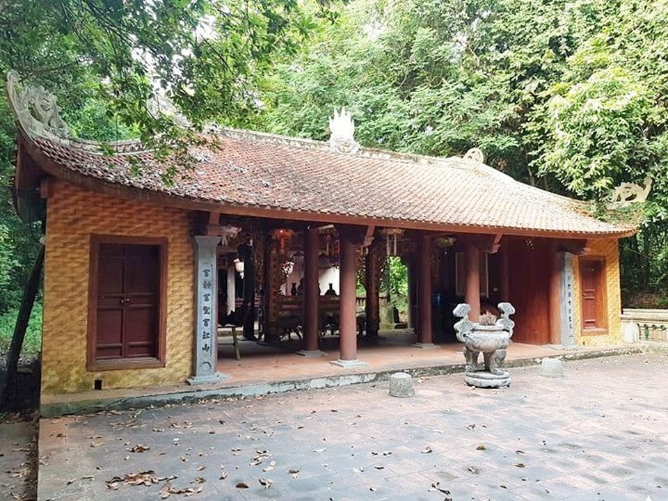 Ghé thăm đền thờ công chúa nước Lào ở cố đô Hoa Lư - 4 Ghé thăm đền thờ công chúa nước Lào ở cố đô Hoa Lư - 4