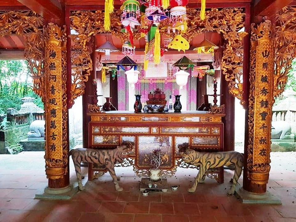 Ghé thăm đền thờ công chúa nước Lào ở cố đô Hoa Lư - 5 Ghé thăm đền thờ công chúa nước Lào ở cố đô Hoa Lư - 5