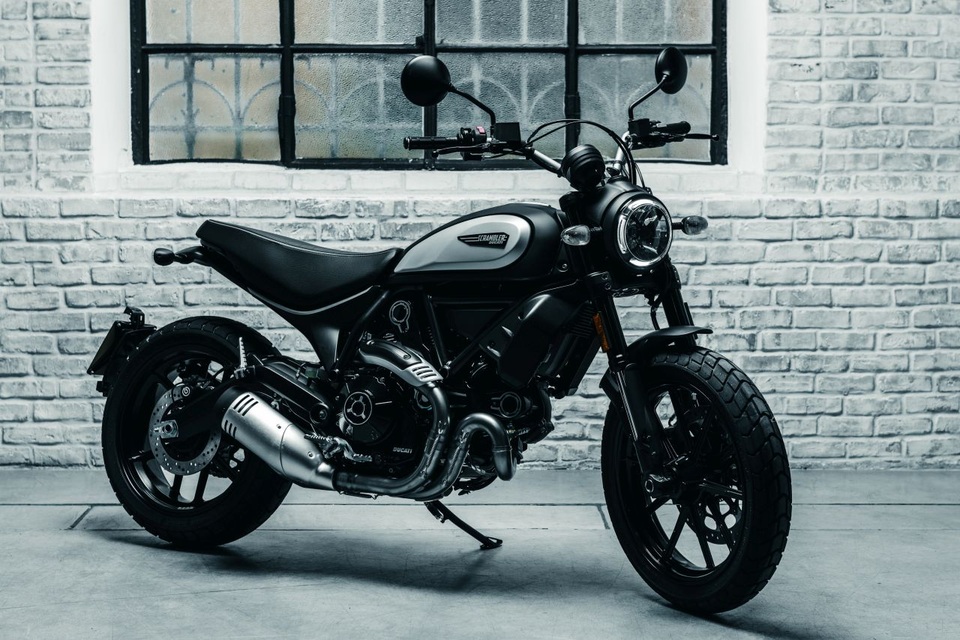 Ducati chỉ làm mới Scrambler bằng phiên bản Icon Dark cho năm 2020 - 3 Ducati chỉ làm mới Scrambler bằng phiên bản Icon Dark cho năm 2020 - 3