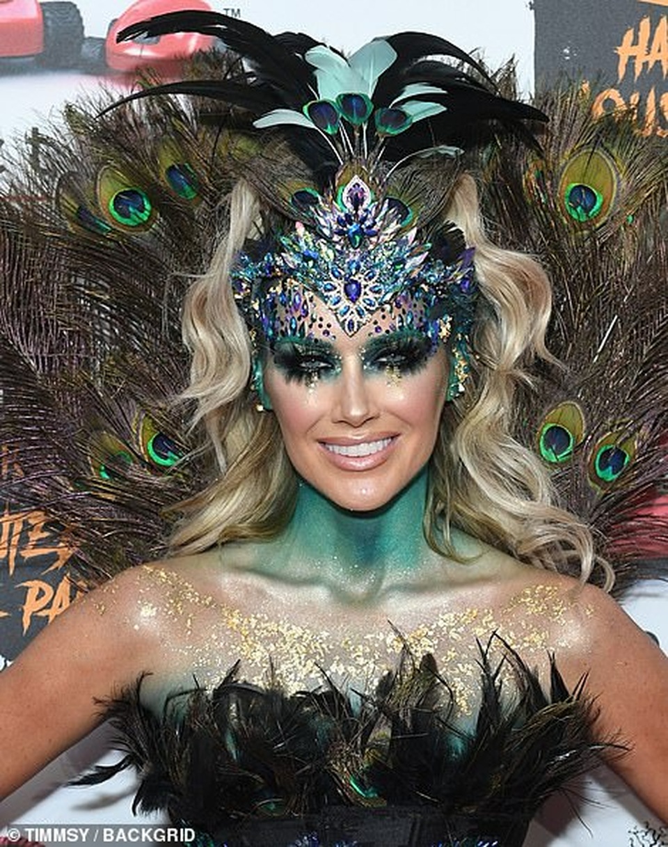 Sao Anh quốc tưng bừng dự tiệc Halloween - 1