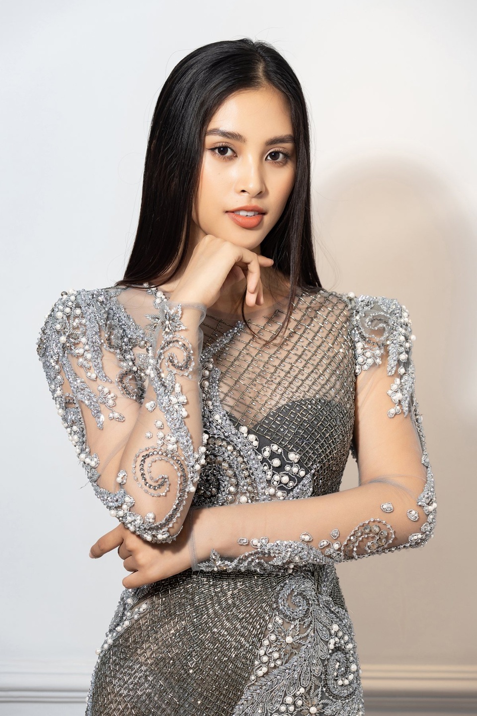 Lệ Quyên rạng rỡ trước show mở màn Tuần lễ thời trang Quốc tế - 4 Lệ Quyên rạng rỡ trước show mở màn Tuần lễ thời trang Quốc tế - 4