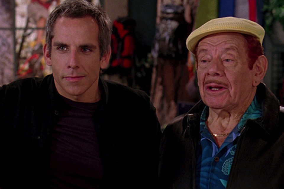 Khi các “sao” cùng người thân “đánh chiếm” màn bạc - 9