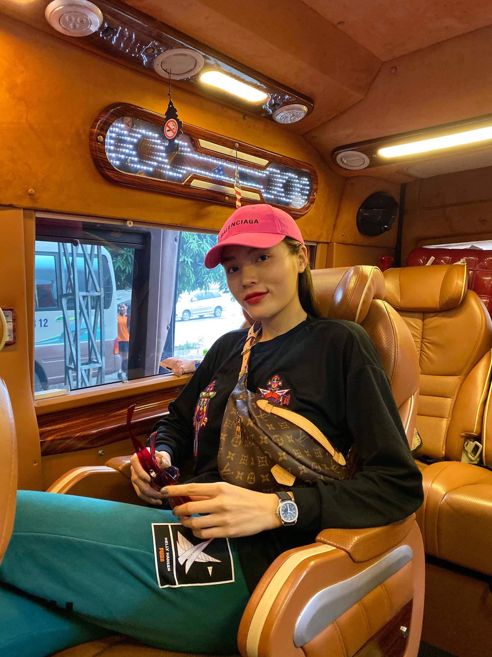 Kỳ Duyên - Minh Triệu quấn quýt không rời trên đường tới Sa Pa - 3 Kỳ Duyên - Minh Triệu quấn quýt không rời trên đường tới Sa Pa - 3