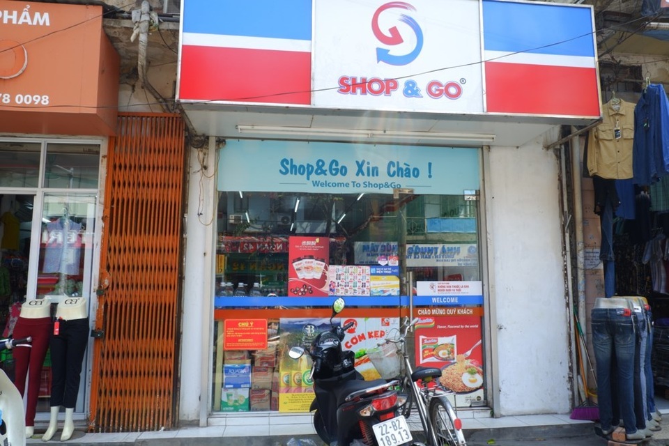 Hy hữu lịch sử, giấc mơ tỷ USD tàn lụi, lỗ 7 tỷ đồng/tháng bán bỏ giá 1 USD - 1 Hy hữu lịch sử, giấc mơ tỷ USD tàn lụi, lỗ 7 tỷ đồng/tháng bán bỏ giá 1 USD - 1